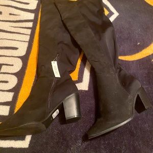 Black knee high sexy boots